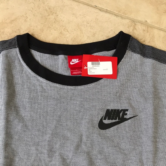 Nike Crew Rally Top - Picture 11 of 16